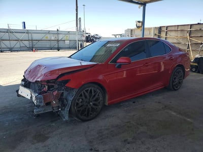 4T1B11HK5KU****** Salvamento y Destrozados 2019 Toyota Camry en El Paso