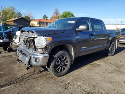 5TFDW5F12HX****** 2017 Toyota Tundra
