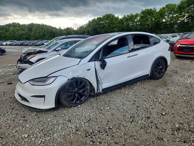 7SAXCAE59NF****** 2022 Tesla Model X