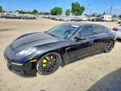 WP0AD2A70FL****** 2015 Porsche Panamera