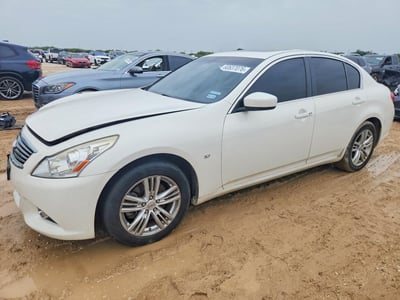 JN1CV6AR8FM****** 2015 Infiniti Q40