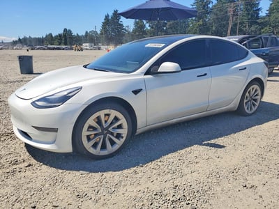 5YJ3E1EB9NF****** 2022 Tesla Model 3
