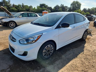 KMHCT4AE4GU****** 2016 Hyundai Accent