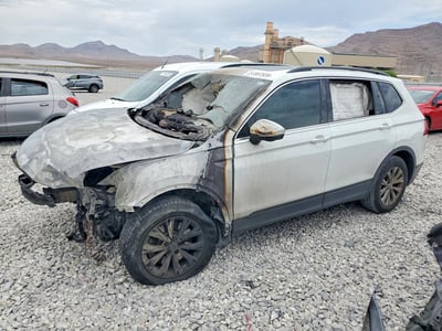 3VV3B7AX6KM****** 2019 Volkswagen Tiguan