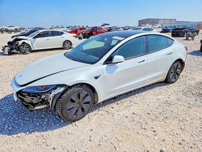 5YJ3E1EB3RF****** 2024 Tesla Model 3
