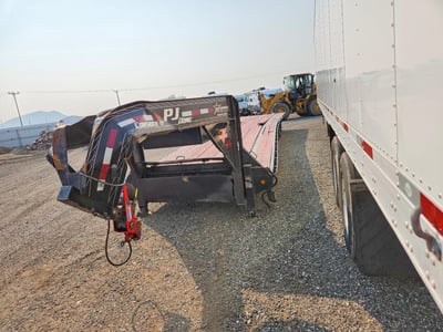 2022 PJ Trailers Trailer