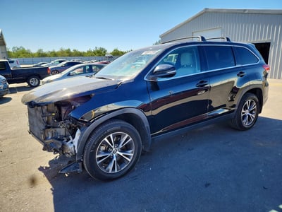 5TDZZRFH2KS****** 2019 Toyota Highlander