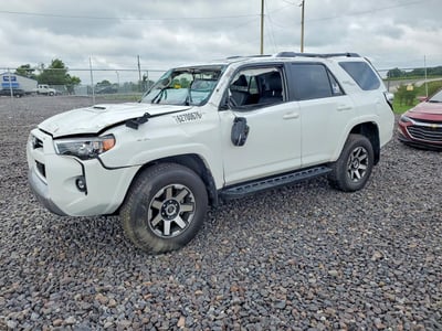 JTERU5JRXR6****** 2024 Toyota 4Runner