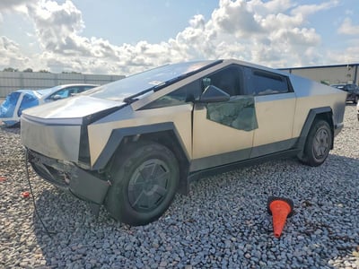 7G2CEHED1SA****** 2025 Tesla Cybertruck