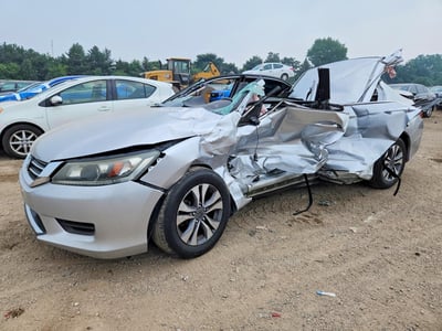 1HGCR2F38EA****** 2014 Honda Accord
