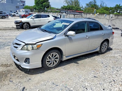 5YFBU4EEXDP****** 2013 Toyota Corolla