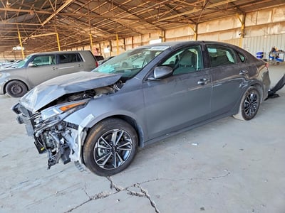 3KPF24AD8RE****** 2024 Kia Forte