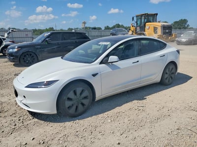 5YJ3E1EA7RF****** 2024 Tesla Model 3