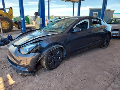 5YJ3E1EB7NF****** 2022 Tesla Model 3