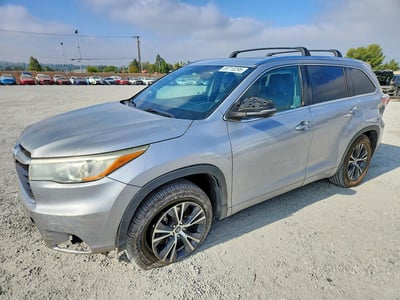 2016 Toyota Highlander