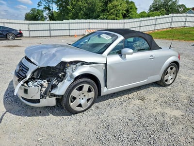 TRUUT28NX11****** 2001 Audi TT