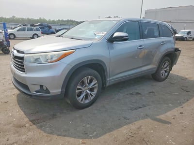 5TDBKRFH5FS****** 2015 Toyota Highlander