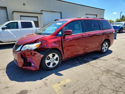 5TDKK3DC6DS****** 2013 Toyota Sienna