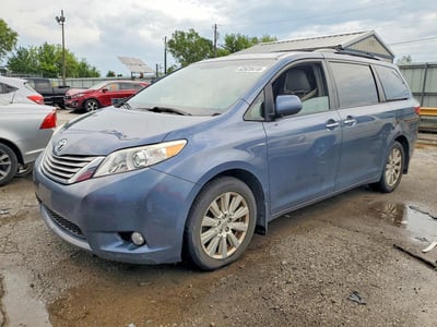 5TDDZ3DC4HS****** 2017 Toyota Sienna