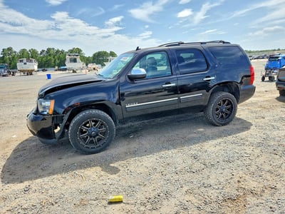 1GNSKBE04DR****** 2013 Chevrolet Tahoe