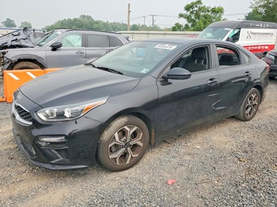 3KPF24AD8ME****** 2021 Kia Forte
