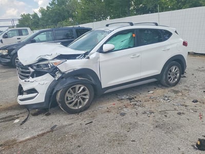 KM8J33A49JU****** 2018 Hyundai Tucson