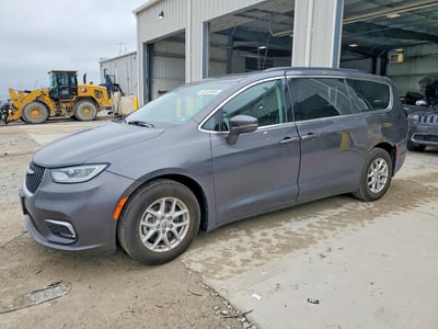 2C4RC1BG0NR****** 2022 Chrysler Pacifica
