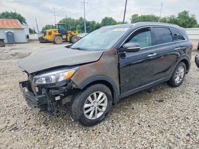 5XYPG4A31HG****** 2017 Kia Sorento