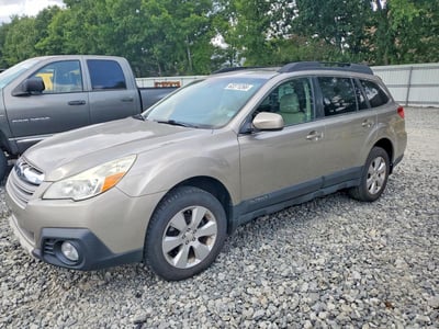 4S4BRBNC8E3****** 2014 Subaru Outback