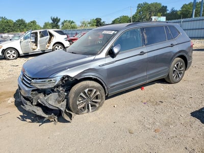 3VVRB7AX5PM****** 2023 Volkswagen Tiguan