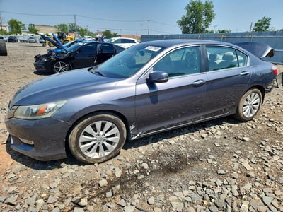 1HGCR2F84DA****** 2013 Honda Accord