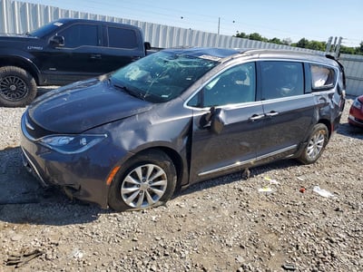 2C4RC1BG9HR****** 2017 Chrysler Pacifica