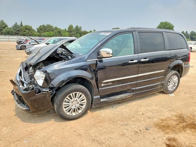 2C4RC1CG1FR****** 2015 Chrysler Town & Country