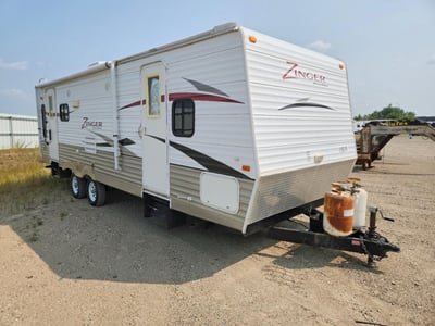 4V0TC2628AA****** 2010 Crossroads Zinger Zt