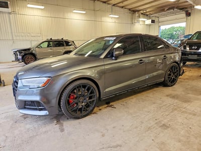 WAUB1GFF7J1****** 2018 Audi S3