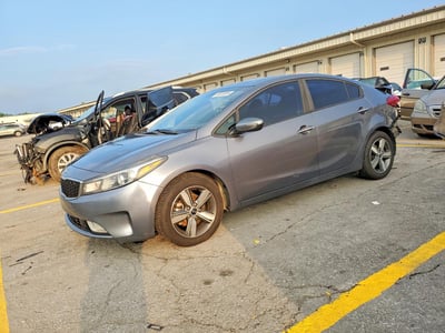 3KPFL4A73JE****** 2018 Kia Forte