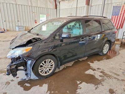5TDYK3DC0FS****** 2015 Toyota Sienna
