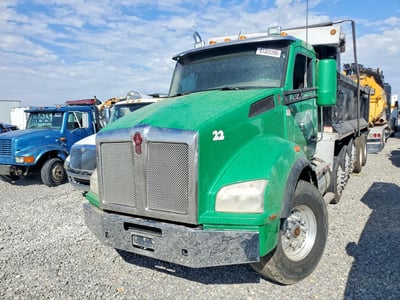 1NKZXPTX9HJ****** 2017 Kenworth T880