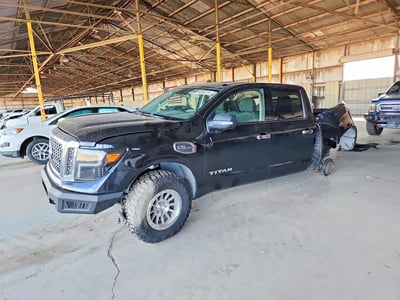 2017 Nissan Titan