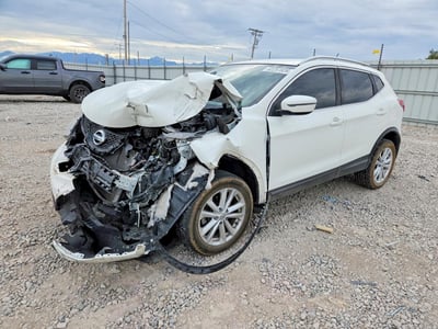 JN1BJ1CPXHW****** 2017 Nissan Rogue Sport