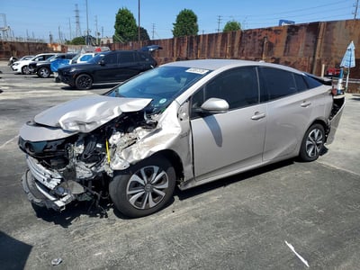 JTDKARFP1J3****** 2018 Toyota Prius Plug-In