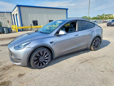 7SAYGDEF0RA****** 2024 Tesla Model Y