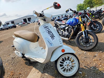 ZAPM818GXP5****** 2023 Vespa Primavera