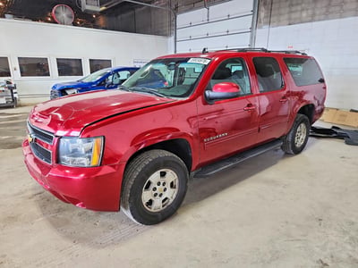 1GNSKHE75DR****** 2013 Chevrolet Suburban