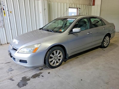 1HGCM66586A****** 2006 Honda Accord