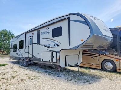 4X4FBLM23FG****** 2015 Forest River Blue Ridge