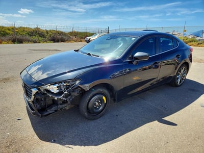 3MZBN1V33JM****** 2018 Mazda 3