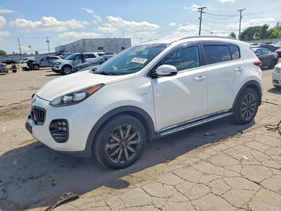 KNDPNCAC1J7****** 2018 Kia Sportage