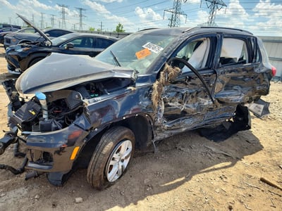 WVGAV7AX7GW****** 2016 Volkswagen Tiguan