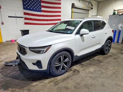 YV4L12UNXP2****** 2023 Volvo XC40